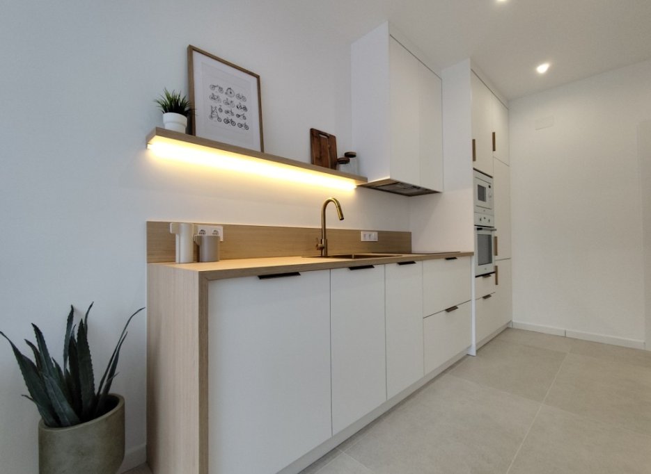 Resale - Bungalow - La Siesta