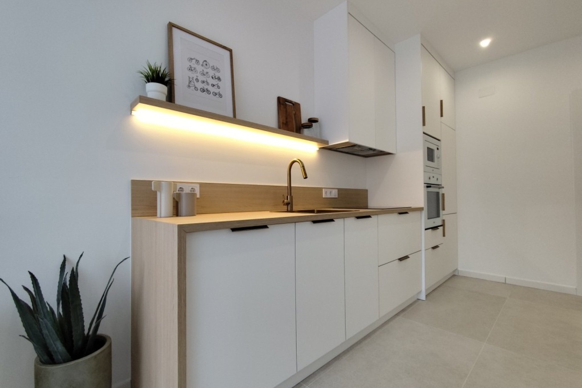 Resale - Bungalow - La Siesta