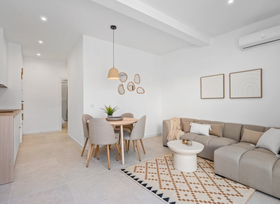 Resale - Bungalow - La Siesta