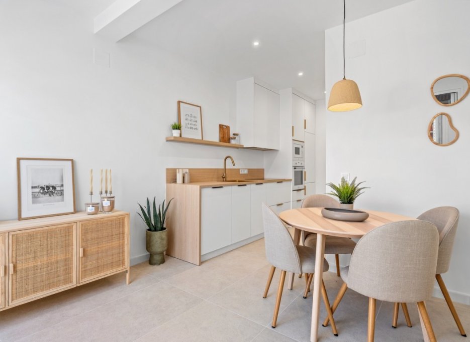 Resale - Bungalow - La Siesta