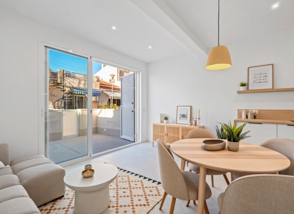 Resale - Bungalow - La Siesta