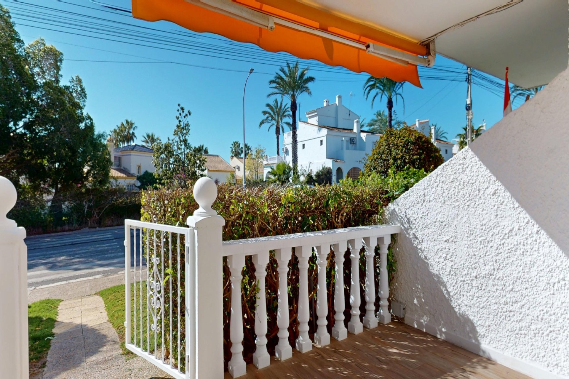 Resale - Bungalow - Orihuela Costa - Villamartín