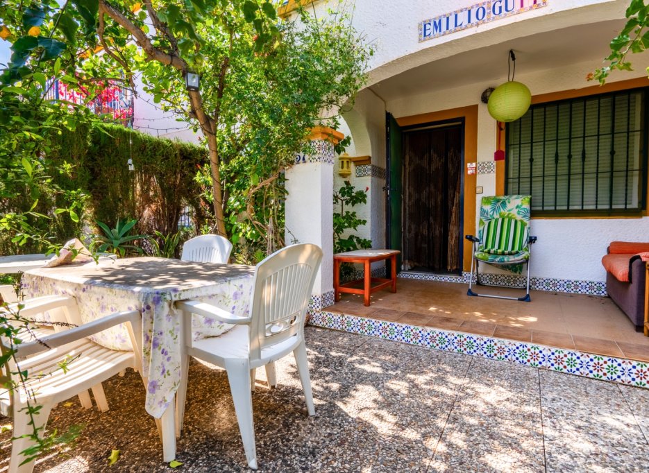 Resale - Bungalow - Orihuela Costa