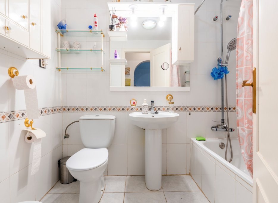 Resale - Bungalow - Orihuela Costa