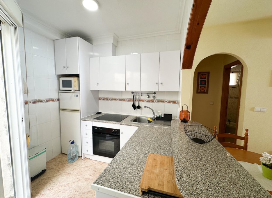 Resale - Bungalow - Orihuela Costa