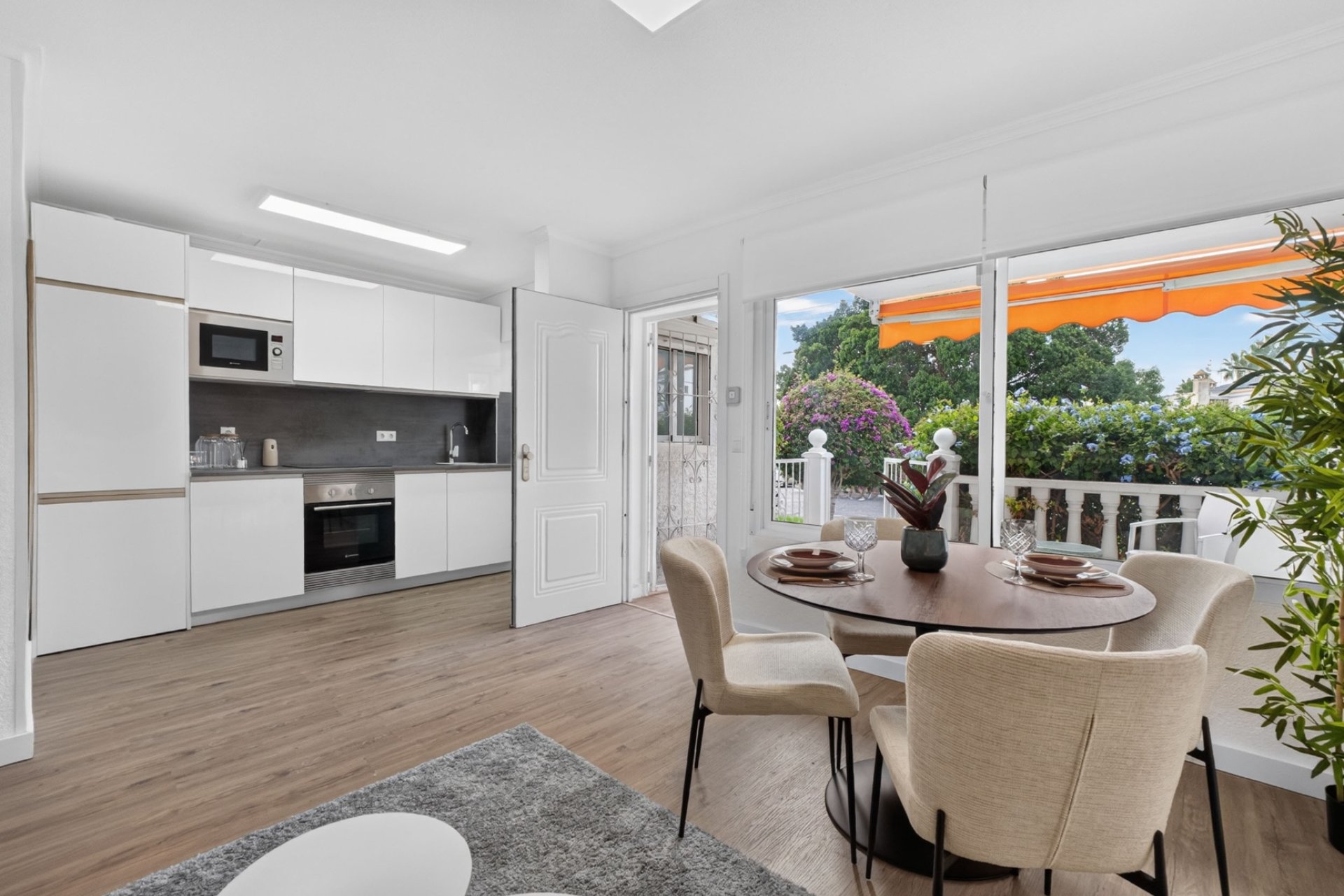 Resale - Bungalow - Orihuela - Villamartin