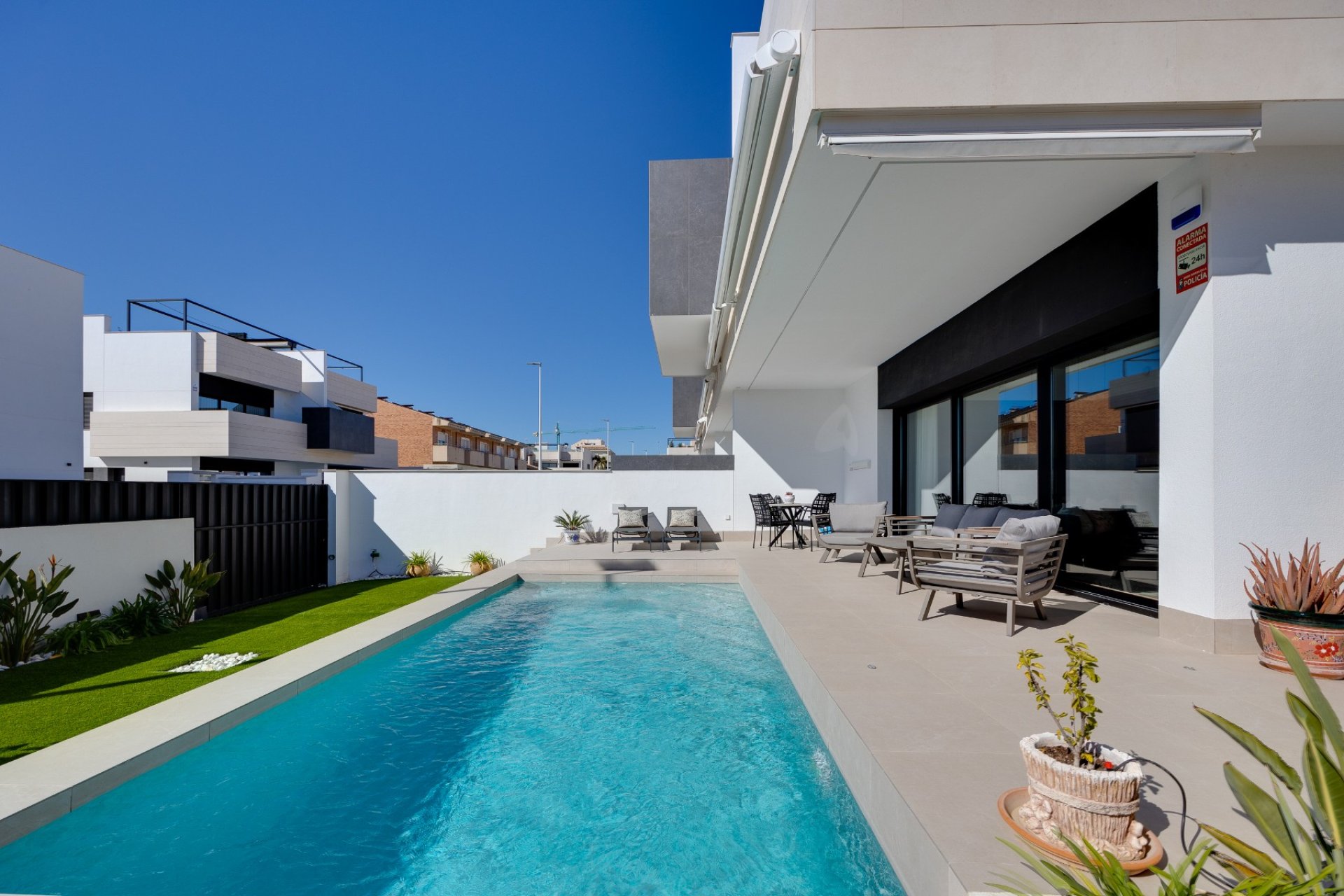 Resale - Bungalow - Pilar de la Horadada - Costa Blanca Sur