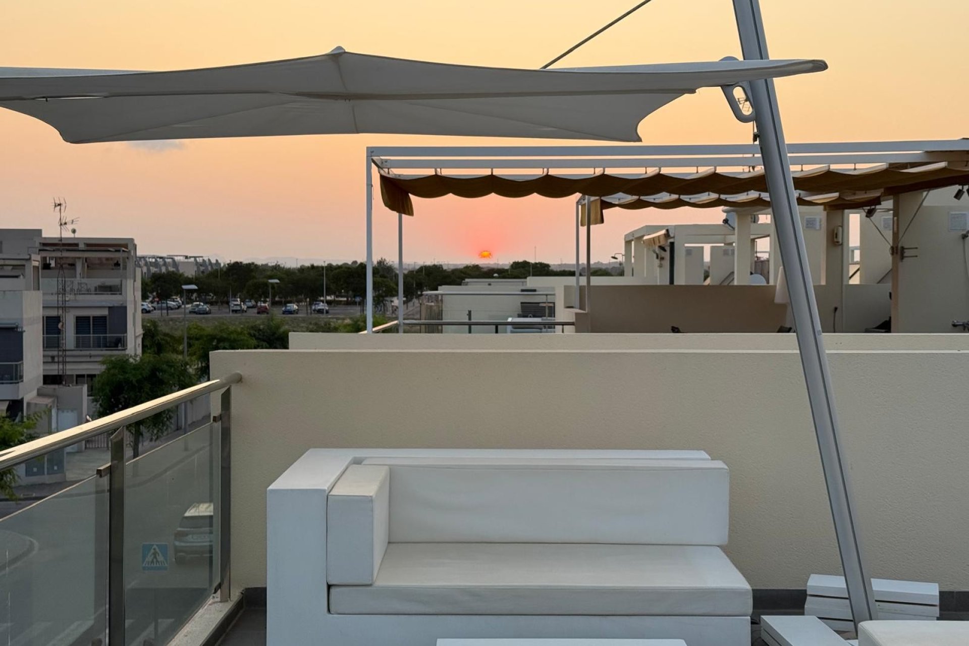 Resale - Bungalow - Pilar de la Horadada - Mil Palmeras
