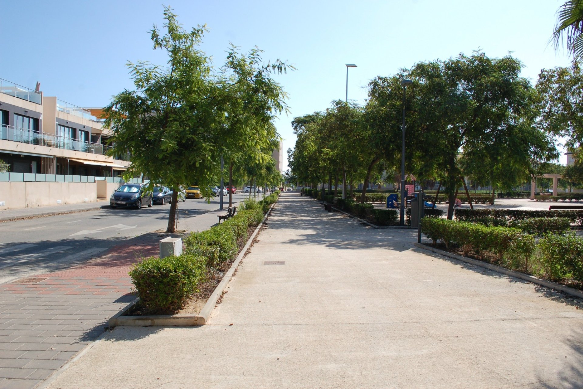 Resale - Bungalow - Pilar de la Horadada - Mil Palmeras