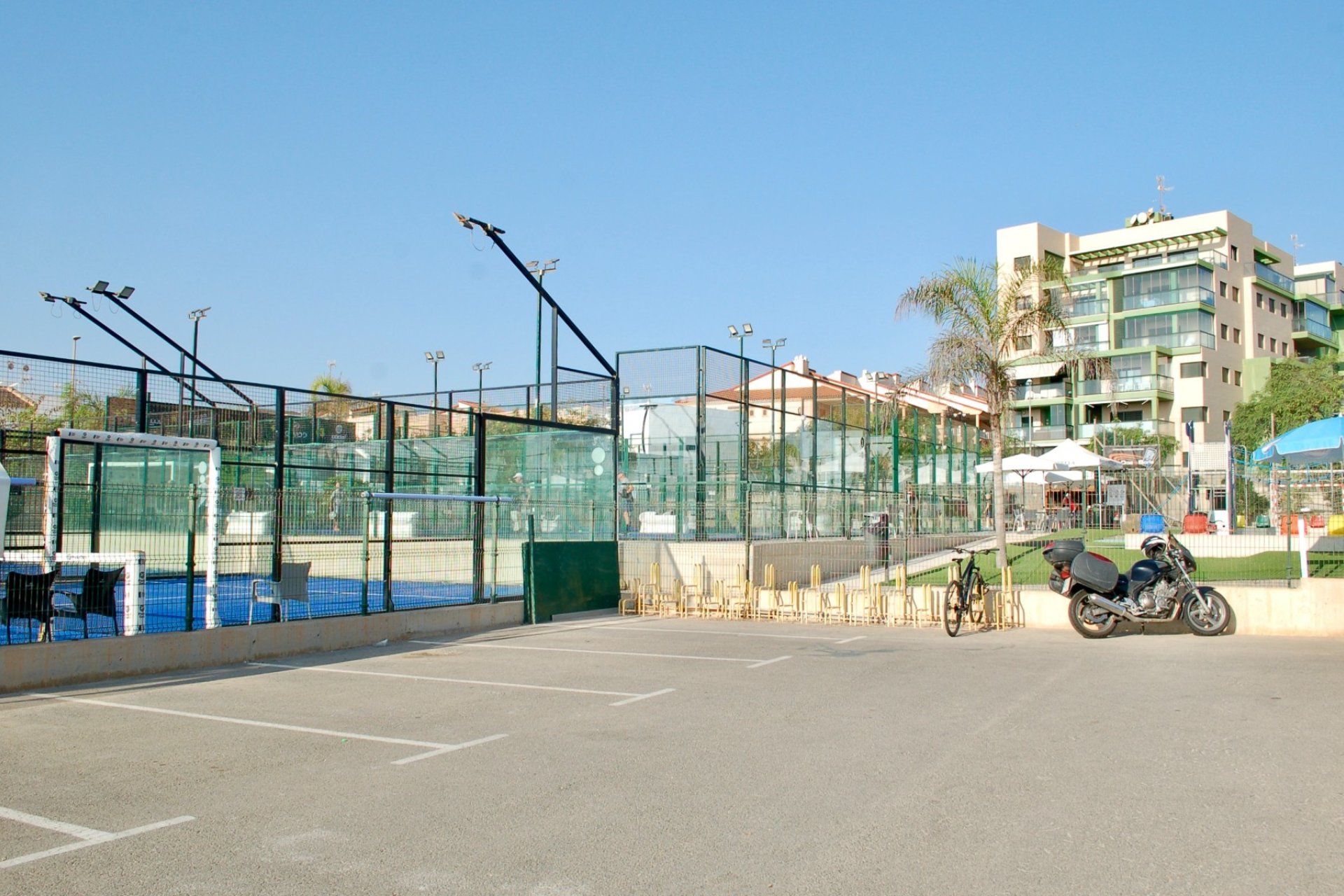 Resale - Bungalow - Pilar de la Horadada - Mil Palmeras