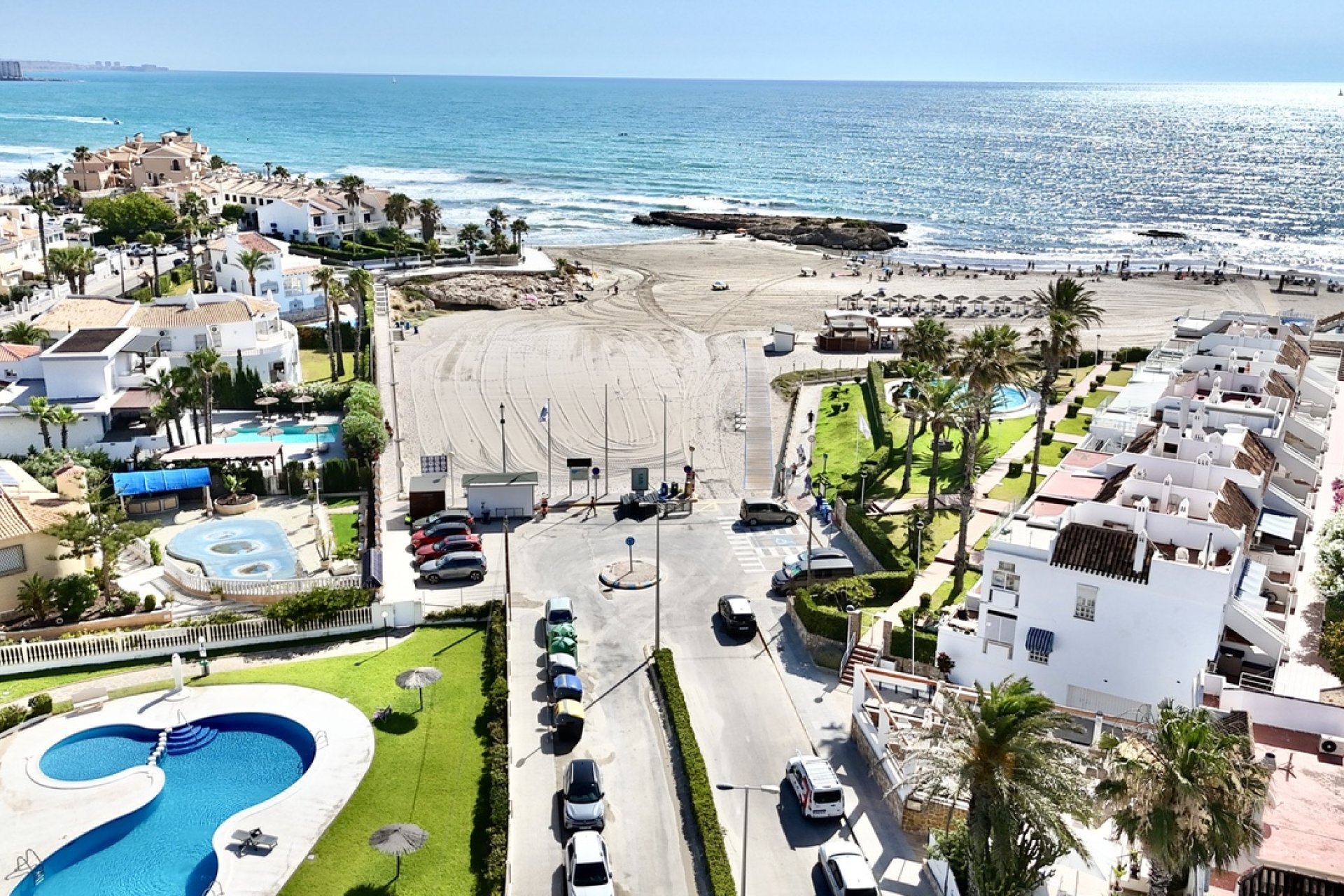 Resale - Commercial - Cabo Roig