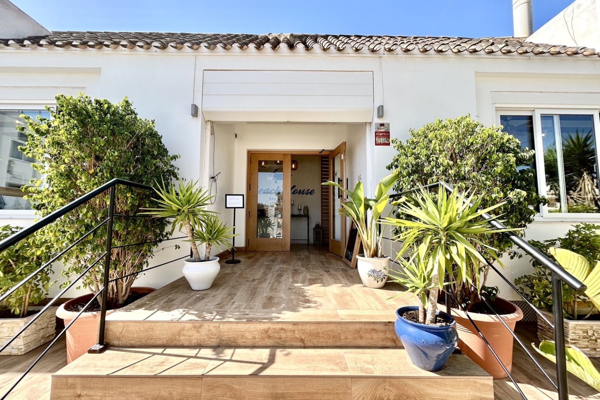 Resale - Commercial - Cabo Roig