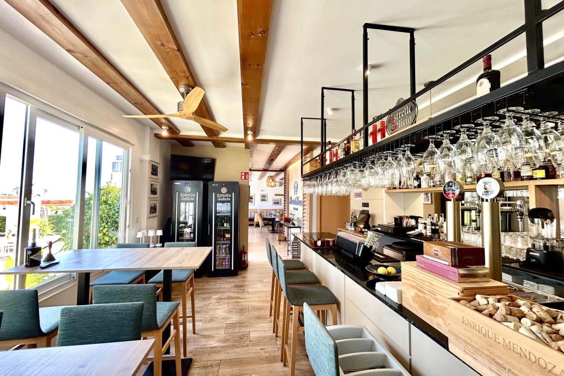 Resale - Commercial - Cabo Roig