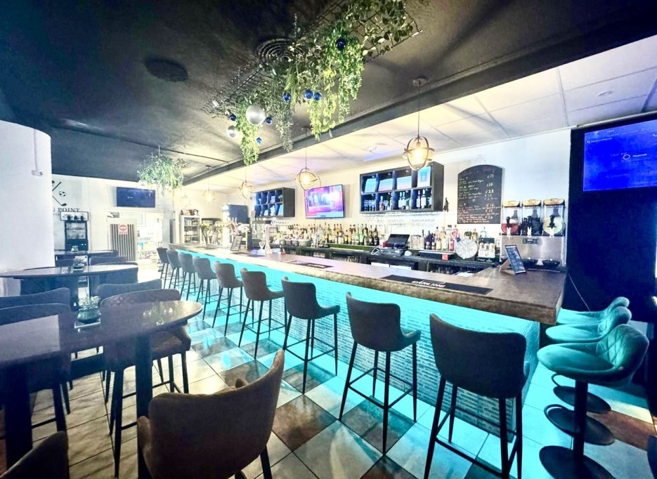 Resale - Commercial - San Miguel de Salinas