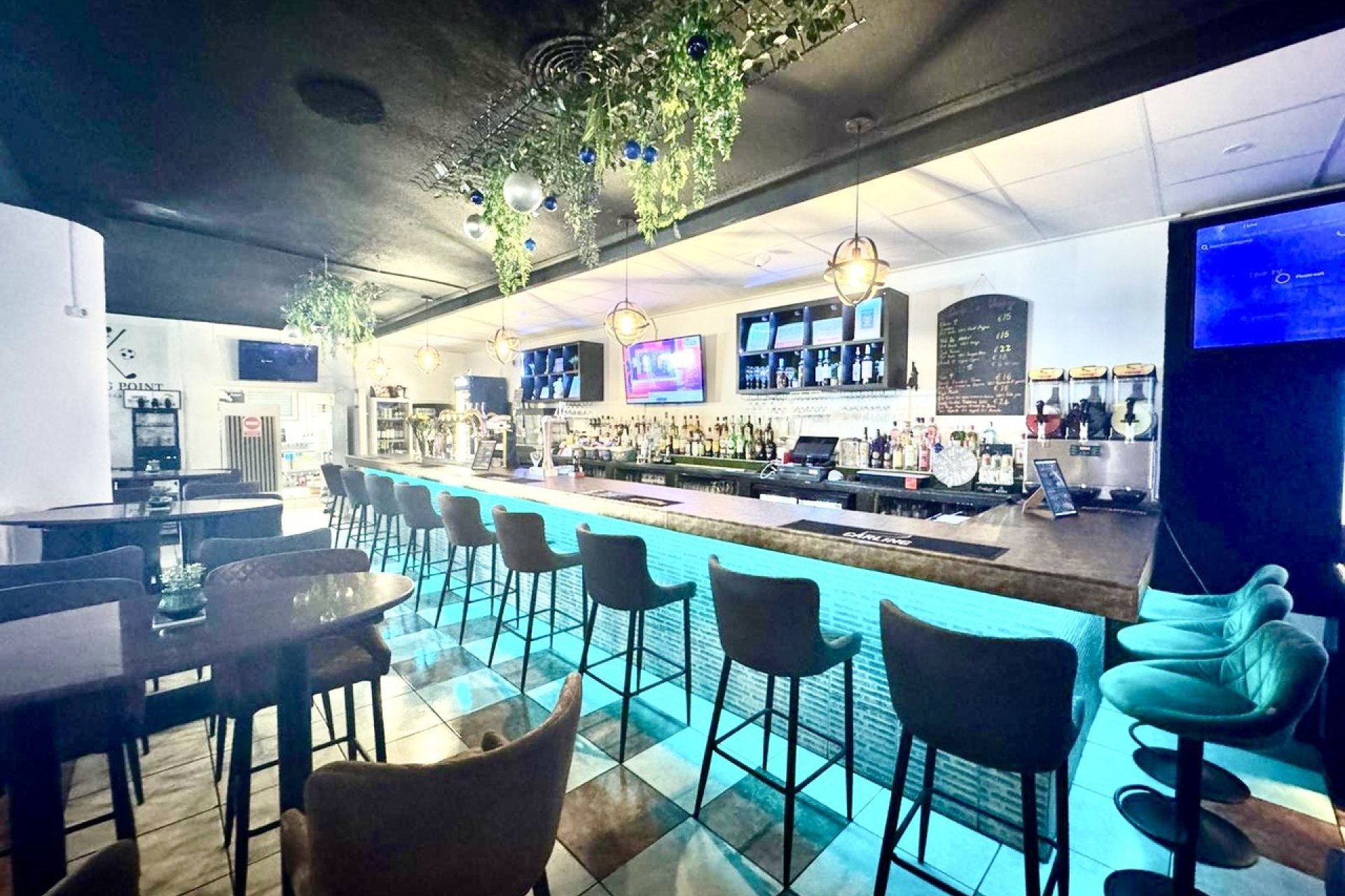 Resale - Commercial - San Miguel de Salinas