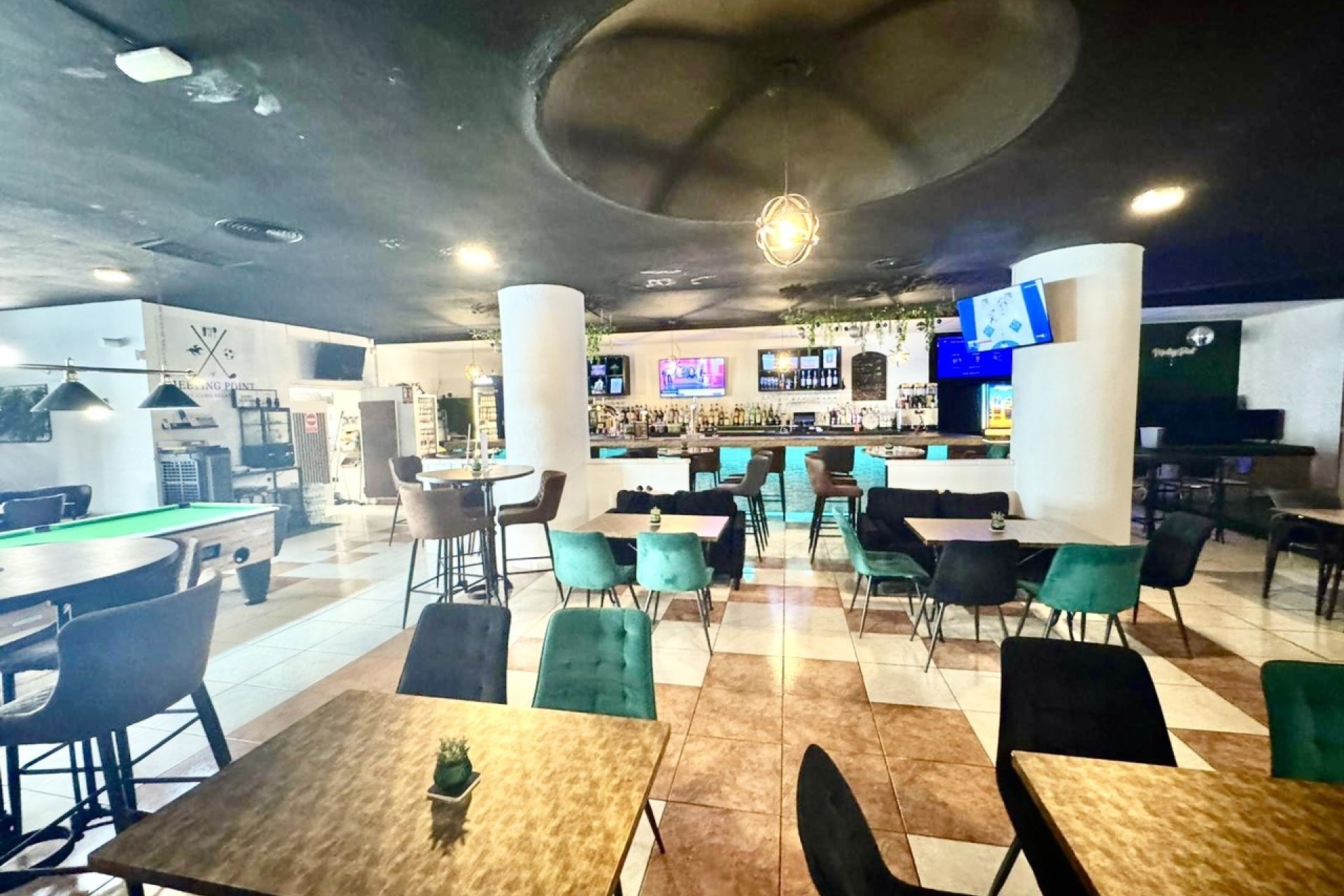 Resale - Commercial - San Miguel de Salinas