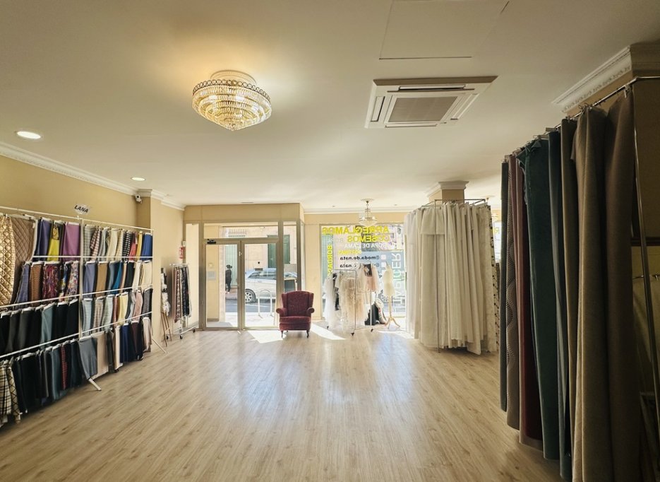 Resale - Commercial - Torrevieja