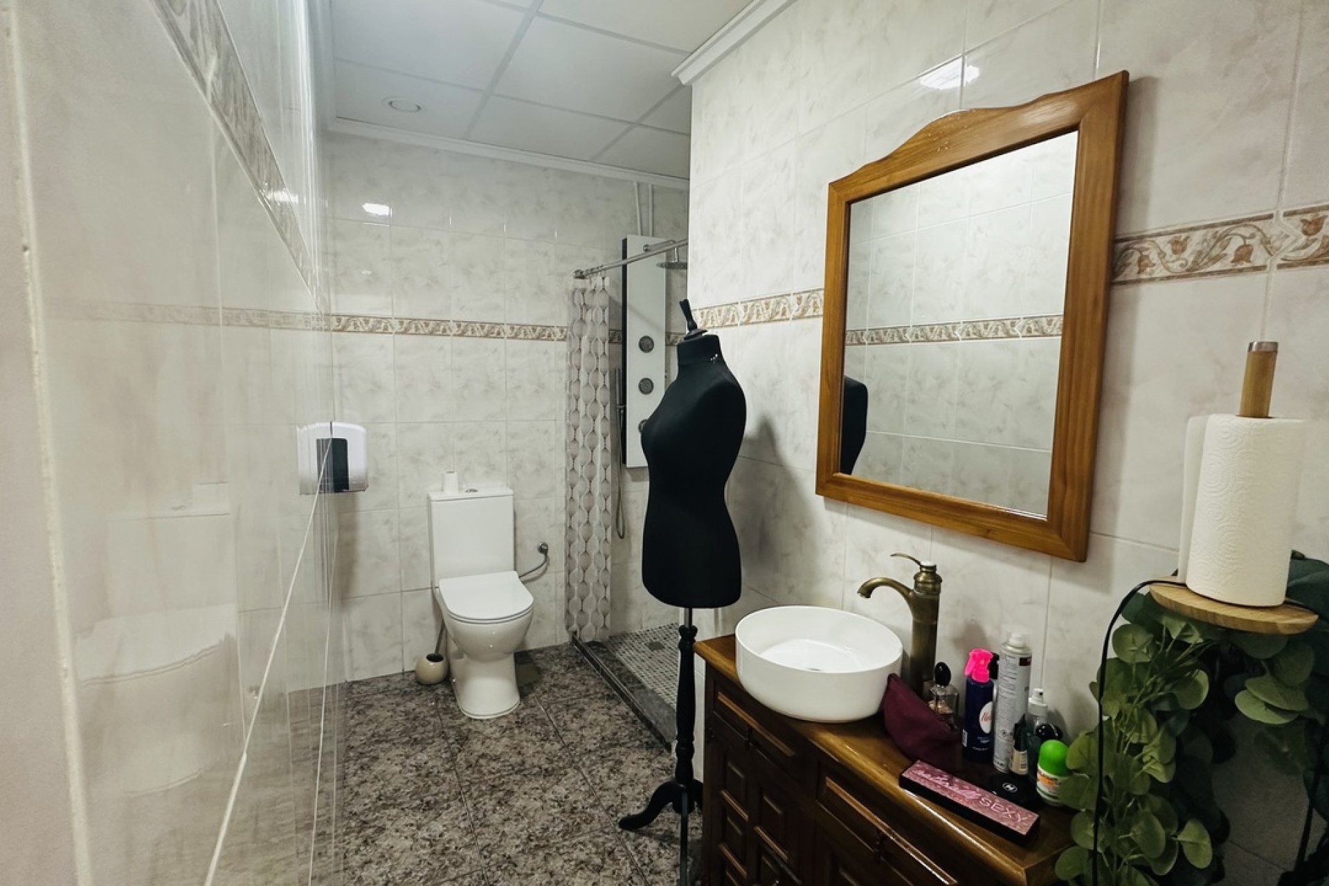 Resale - Commercial - Torrevieja