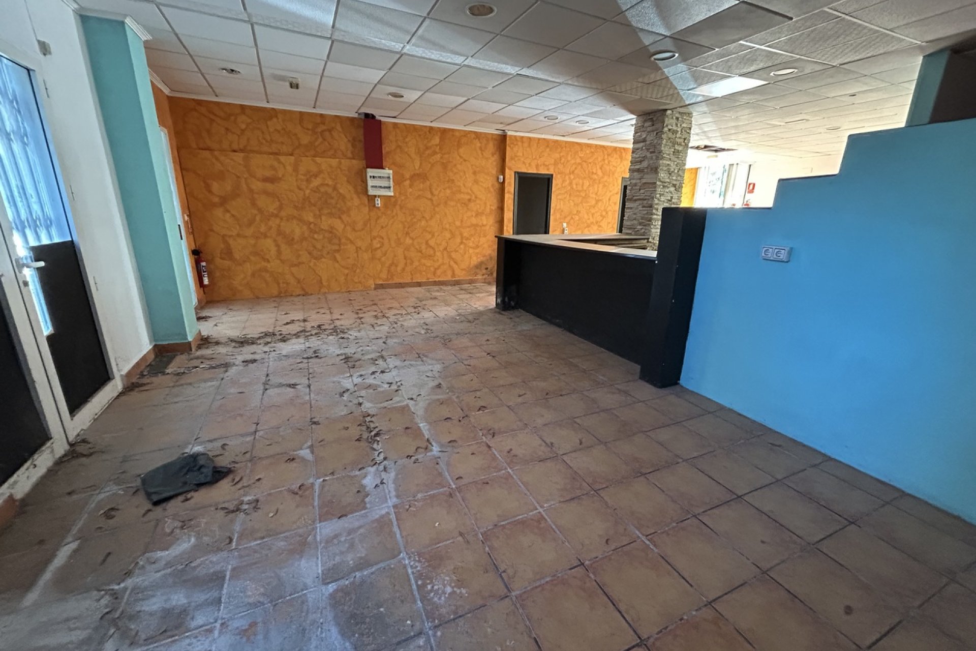 Resale - Commercial - Villamartín