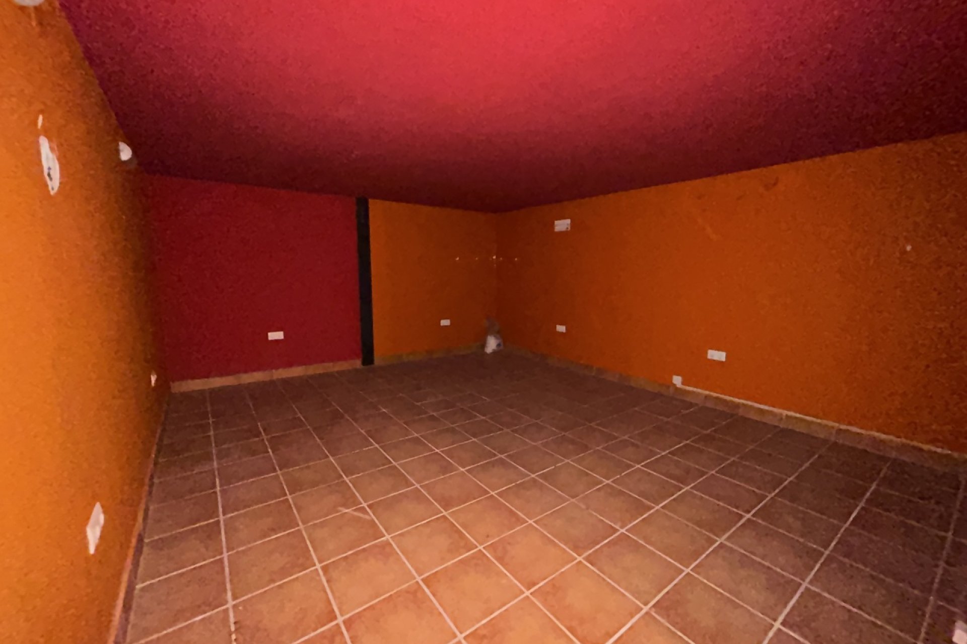 Resale - Commercial - Villamartín