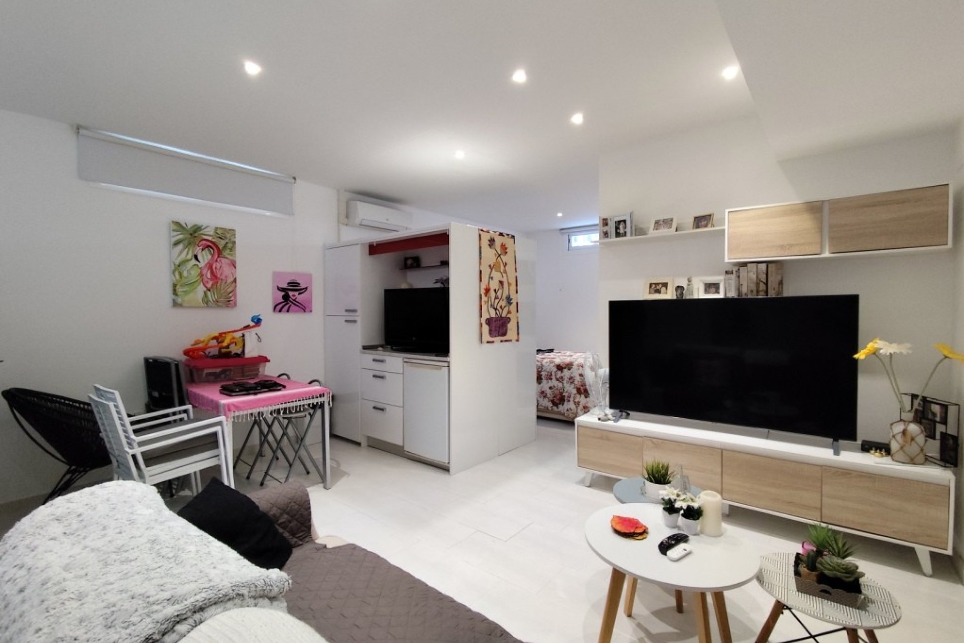 Resale - Corner townhouse - Torrevieja