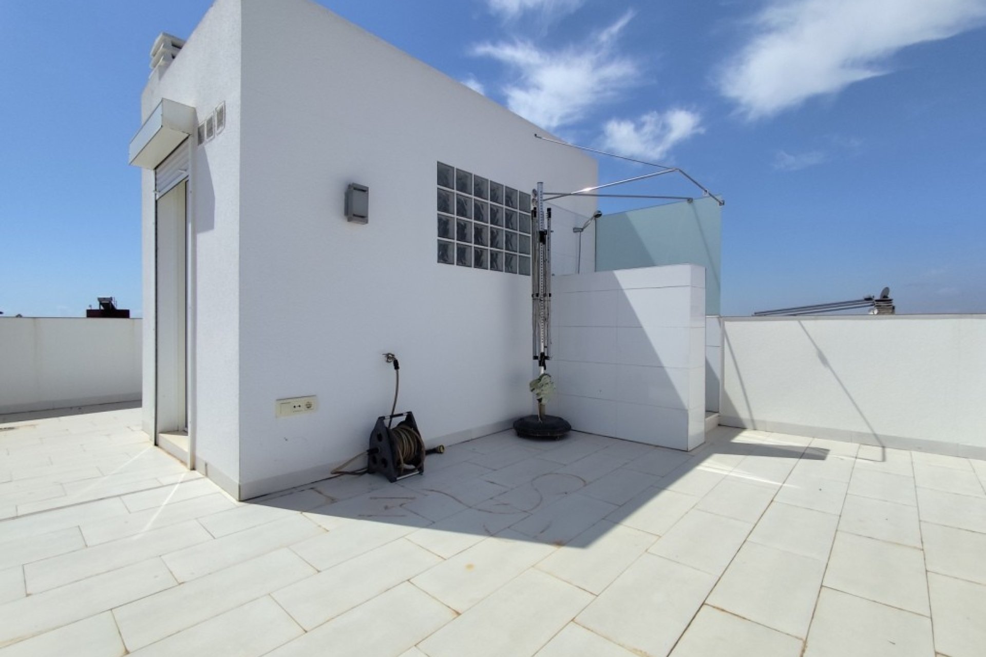 Resale - Corner townhouse - Torrevieja