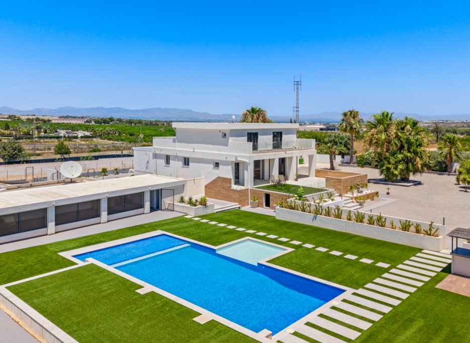 Resale - Country estate - Los Montesinos - La Herrada