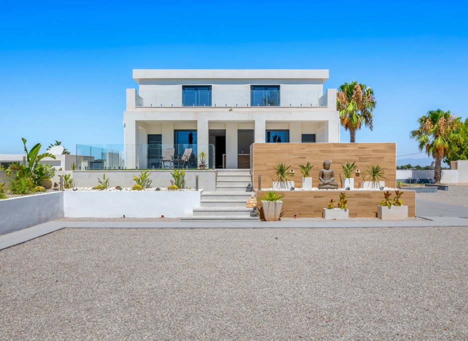 Resale - Country estate - Los Montesinos - La Herrada