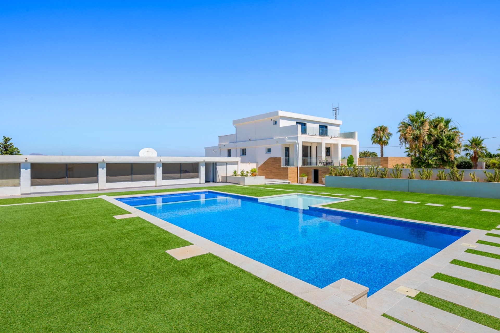Resale - Country estate - Los Montesinos - La Herrada