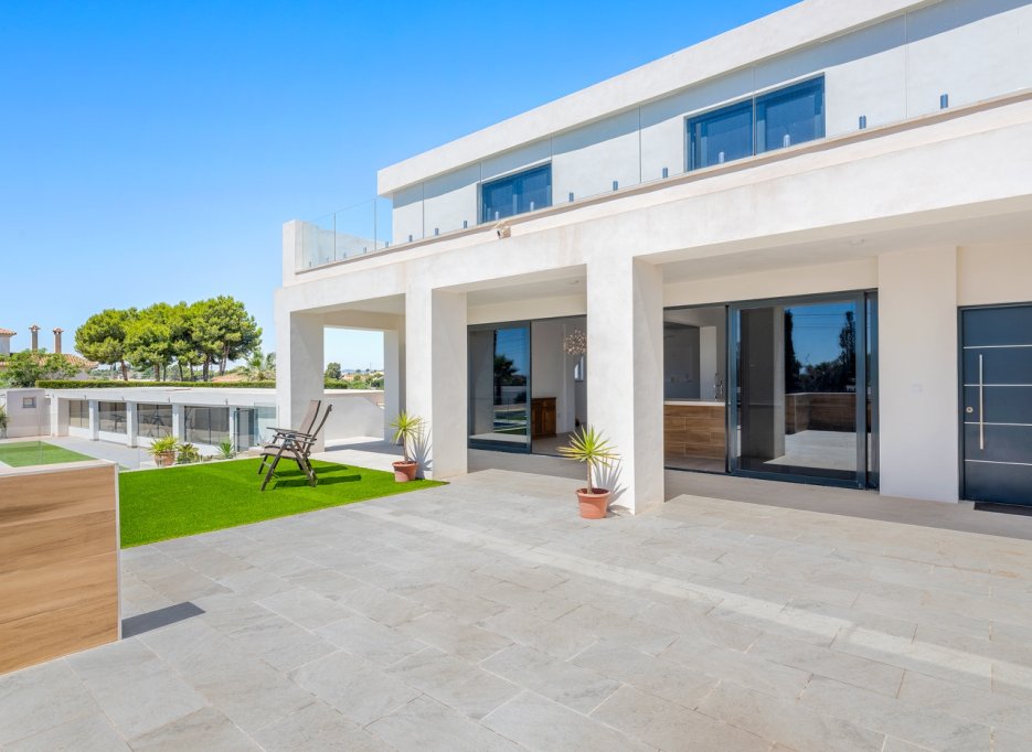 Resale - Country estate - Los Montesinos - La Herrada