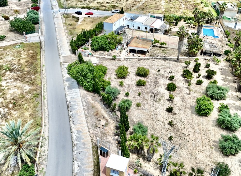Resale - country house - Los Montesinos