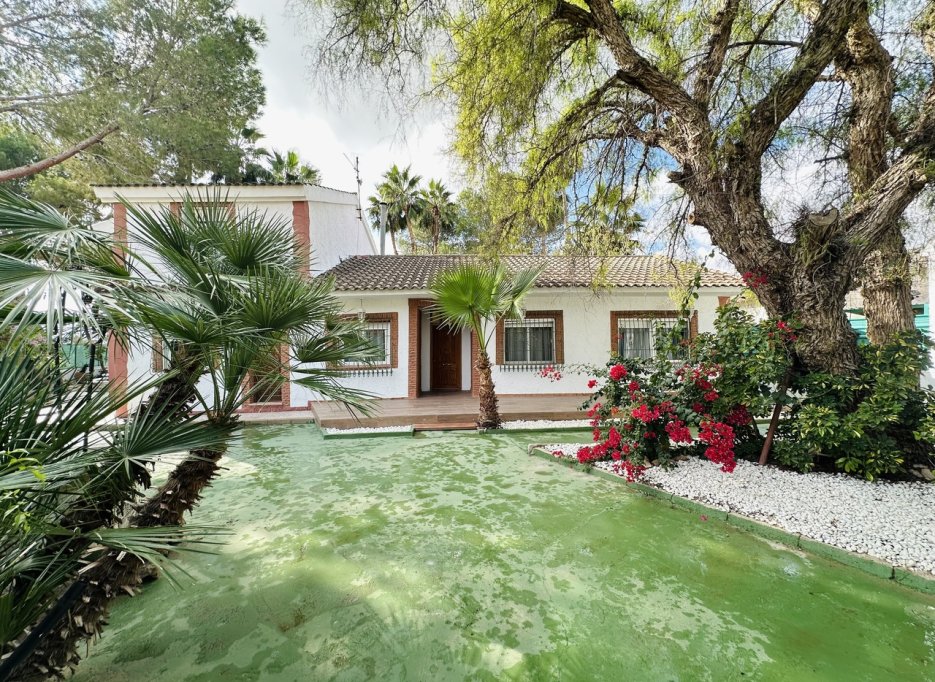 Resale - country house - Orihuela