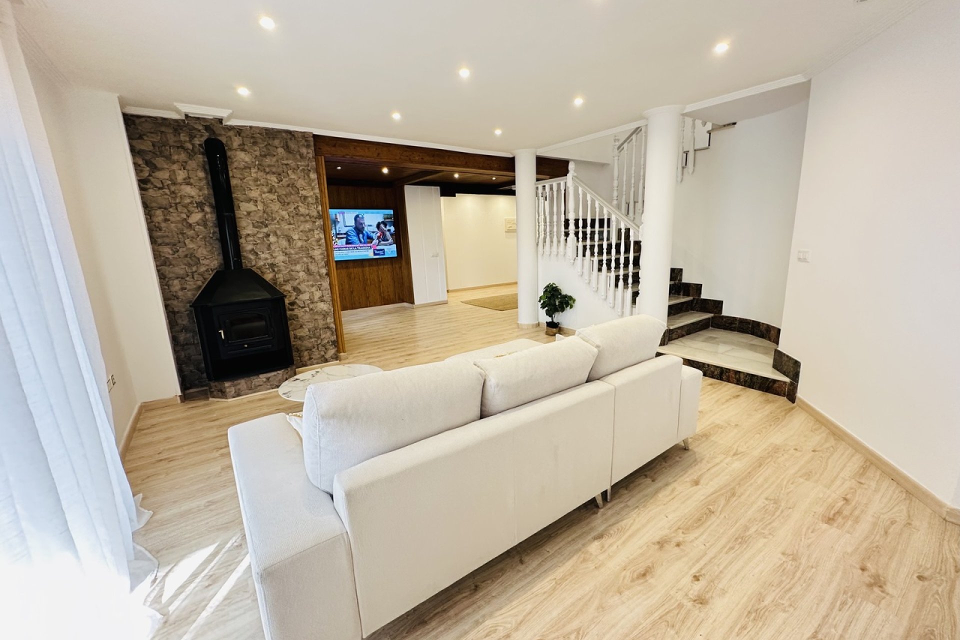 Resale - country house - Orihuela