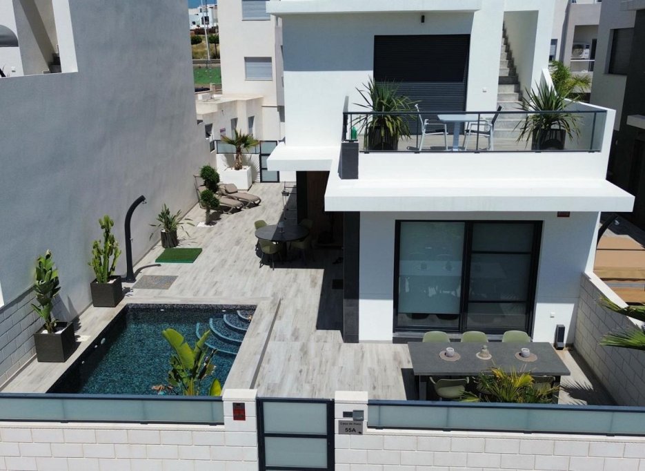 Resale - Detached Villa - Benijofar