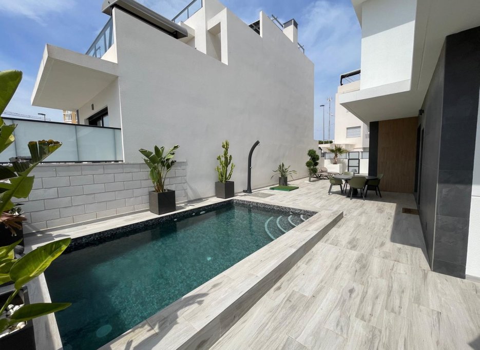Resale - Detached Villa - Benijofar