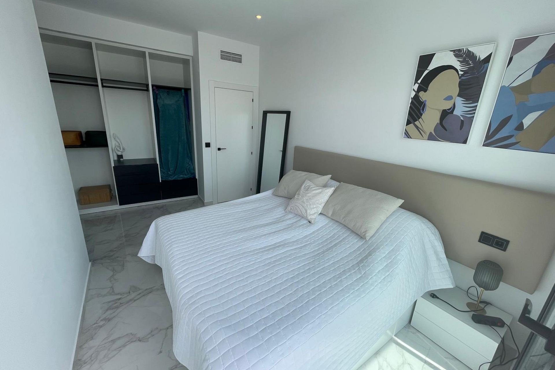 Resale - Detached Villa - Benijofar