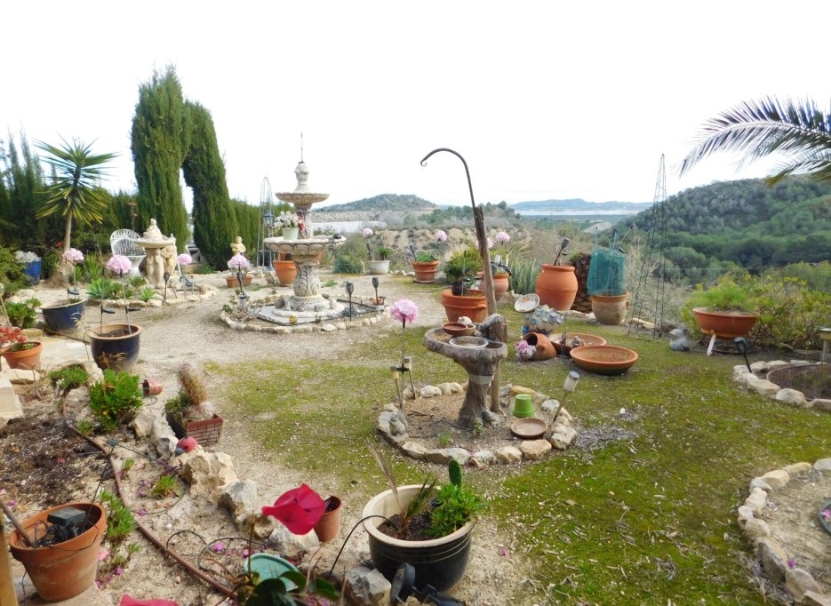 Resale - Finca / Country Property - Torremendo