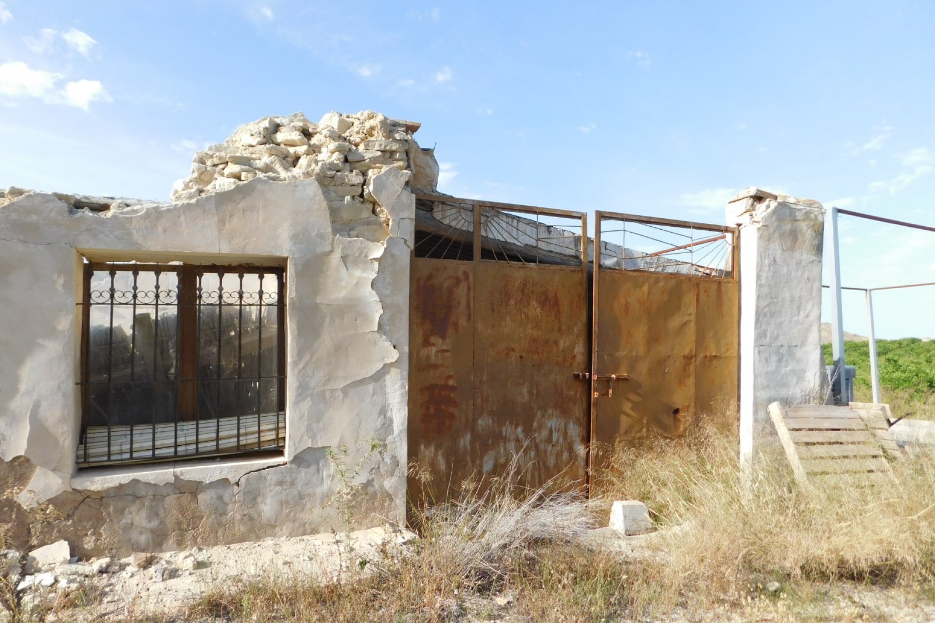 Resale - Plot / Land - Torremendo