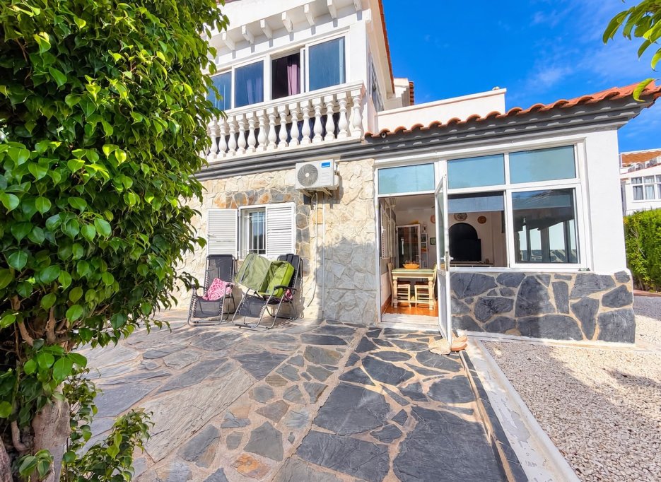 Resale - Semi - Detached Villa - Alicante - La Florida