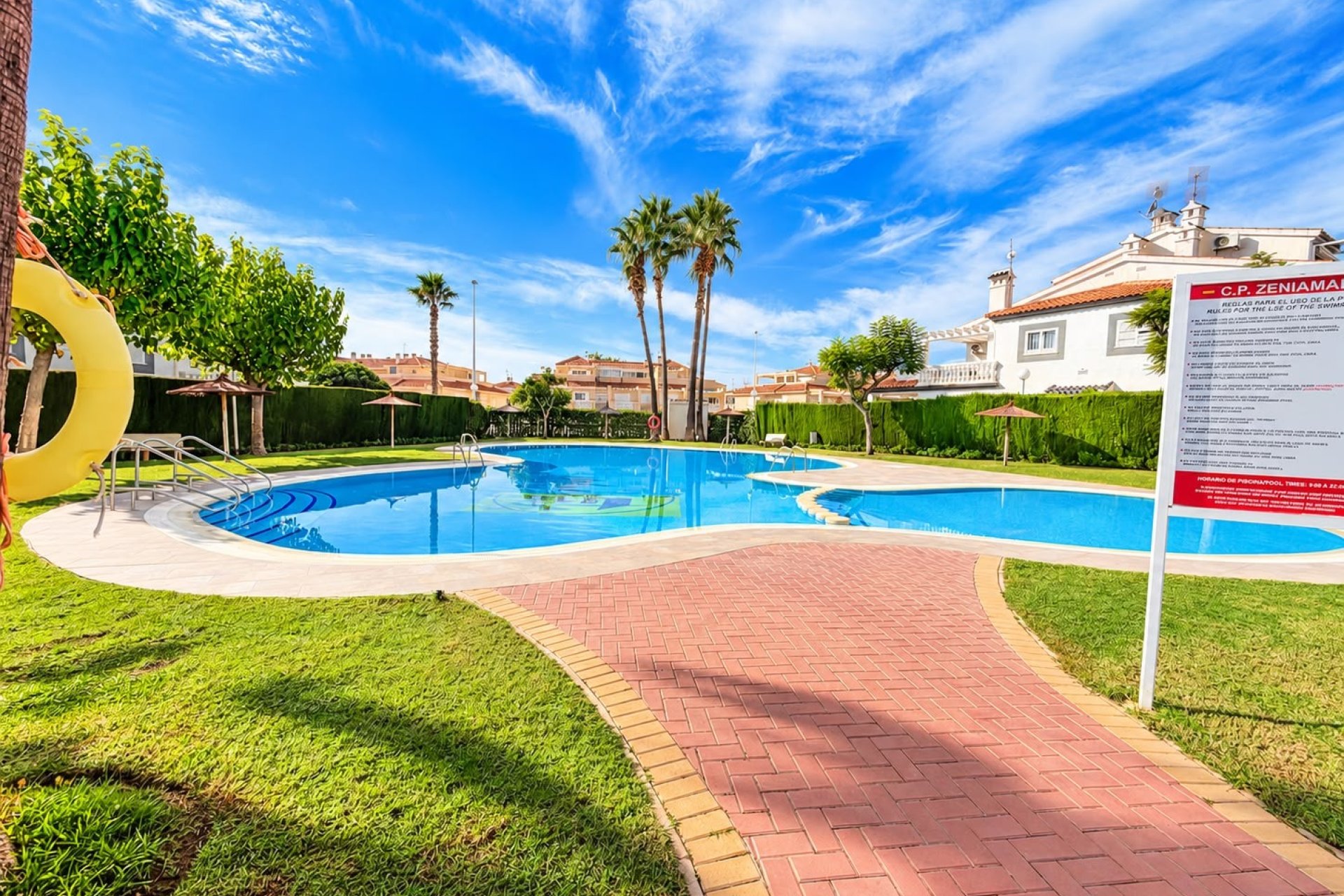Resale - Semi - Detached Villa - Alicante - La Florida