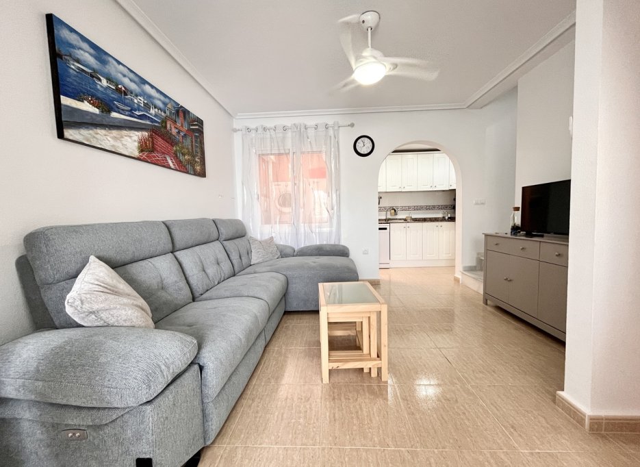 Resale - Townhouse - Avileses