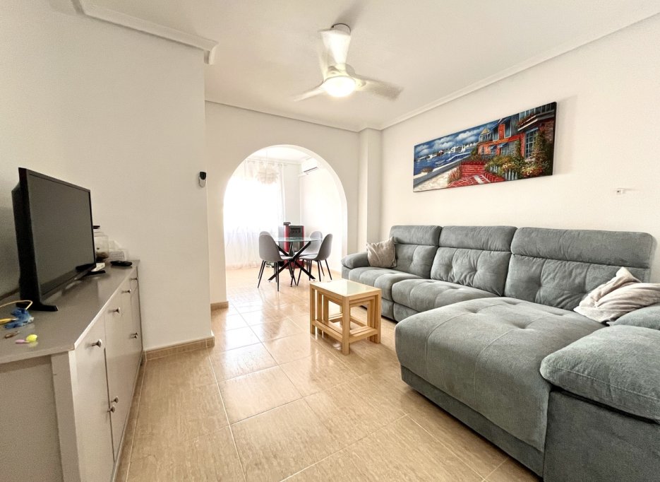 Resale - Townhouse - Avileses