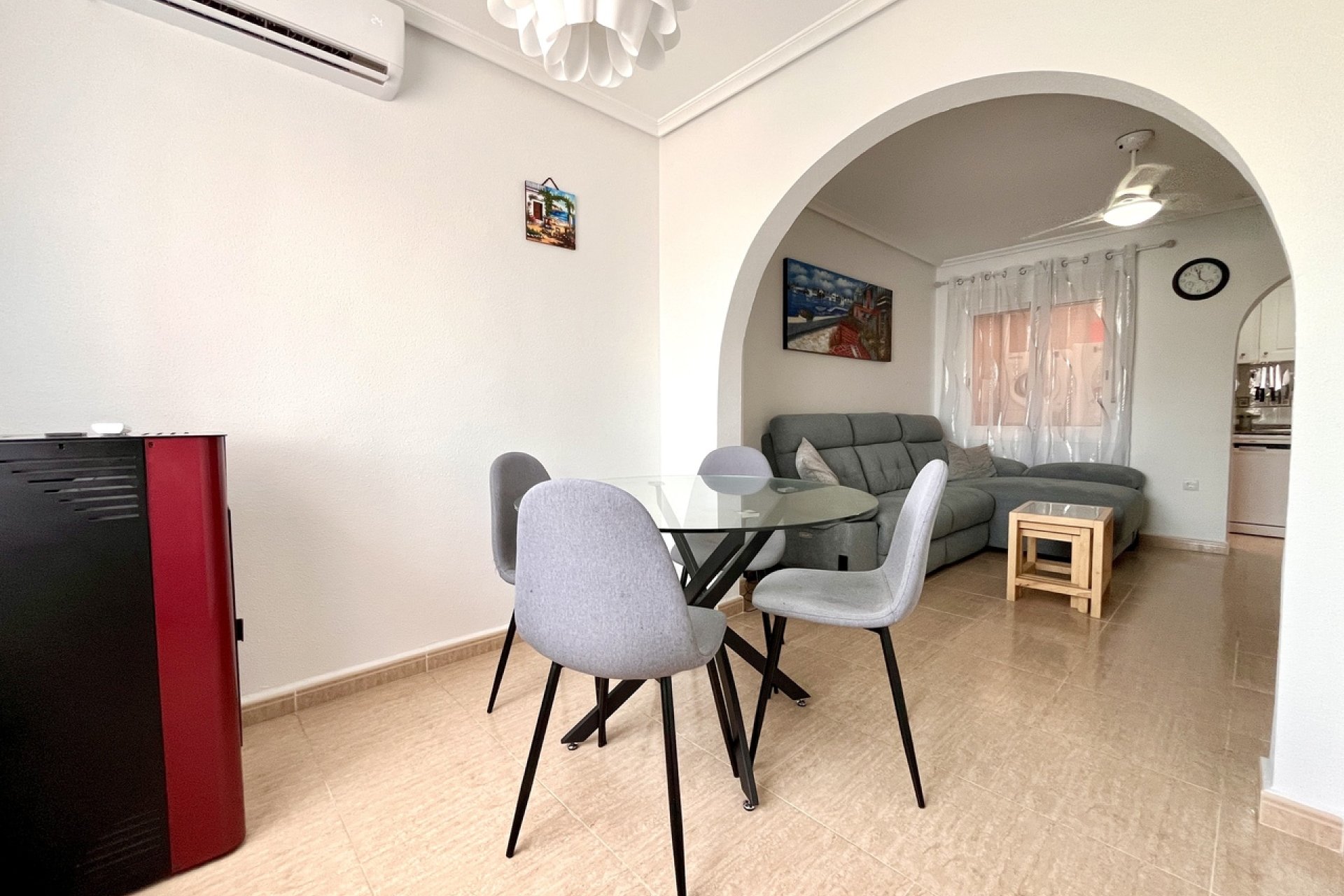 Resale - Townhouse - Avileses