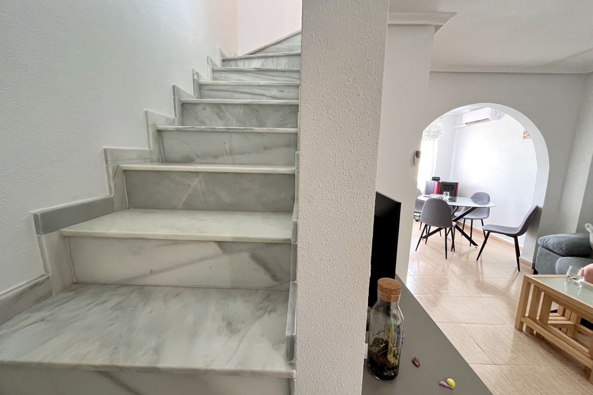 Resale - Townhouse - Avileses