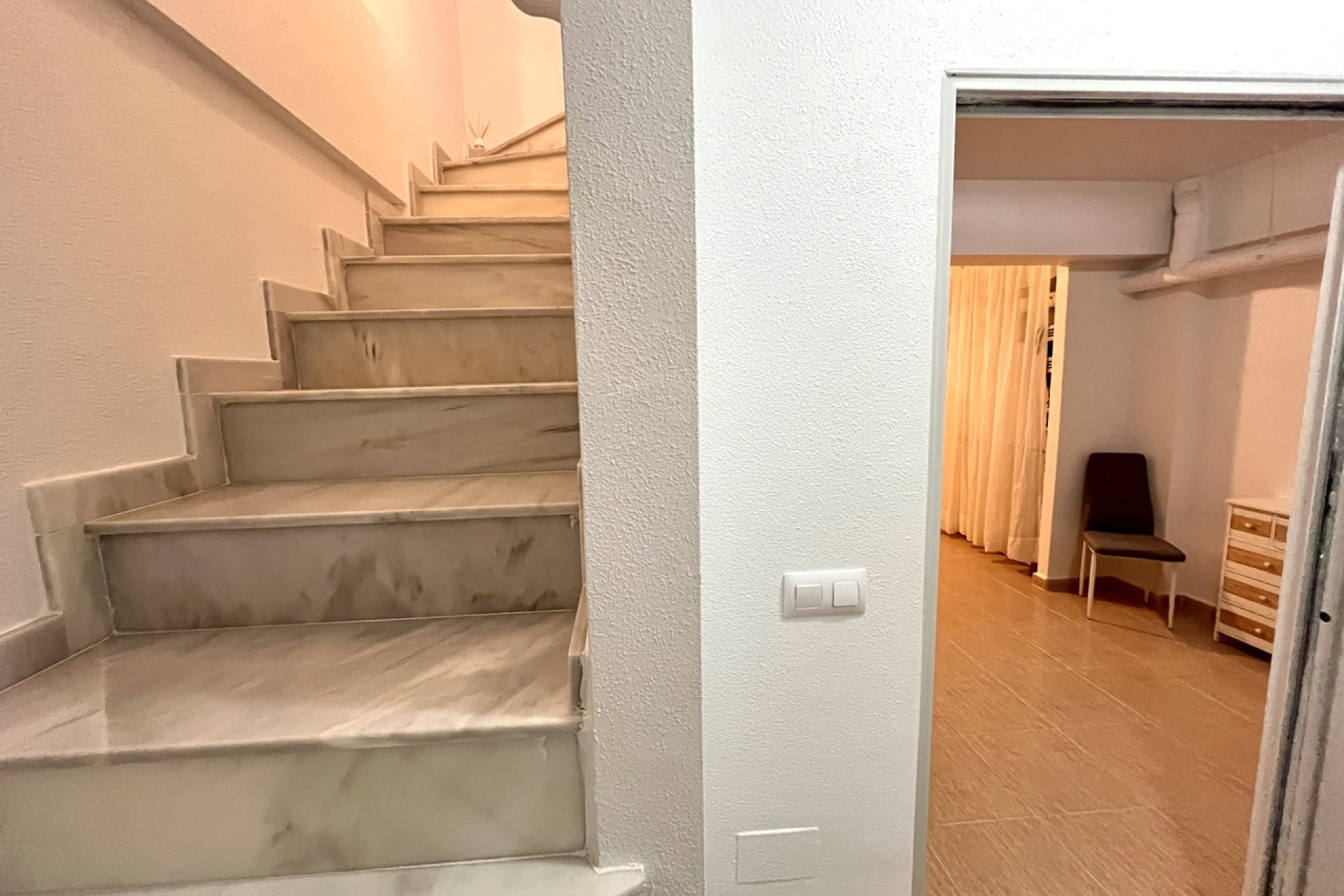 Resale - Townhouse - Avileses