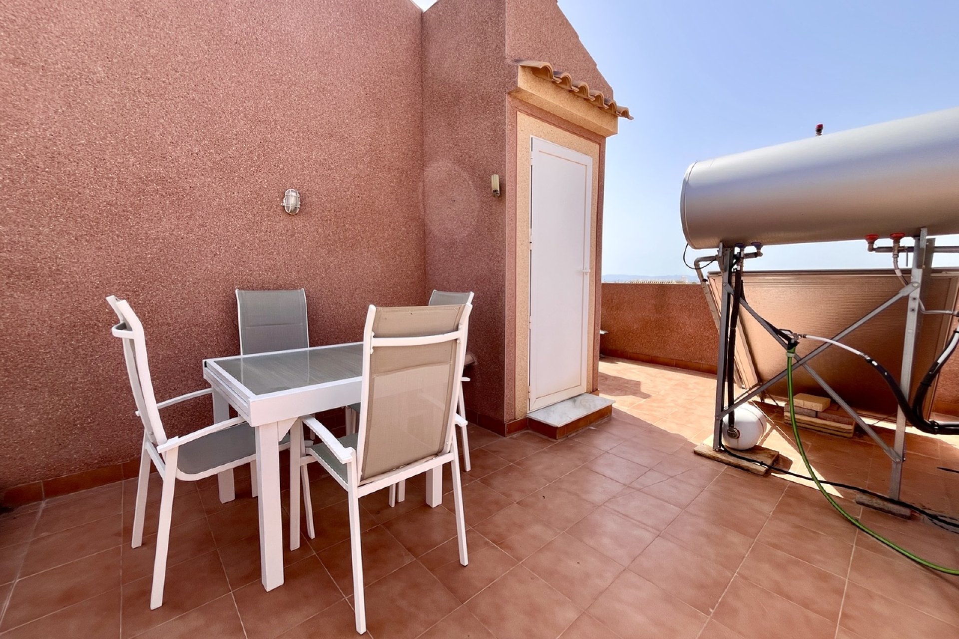 Resale - Townhouse - Avileses