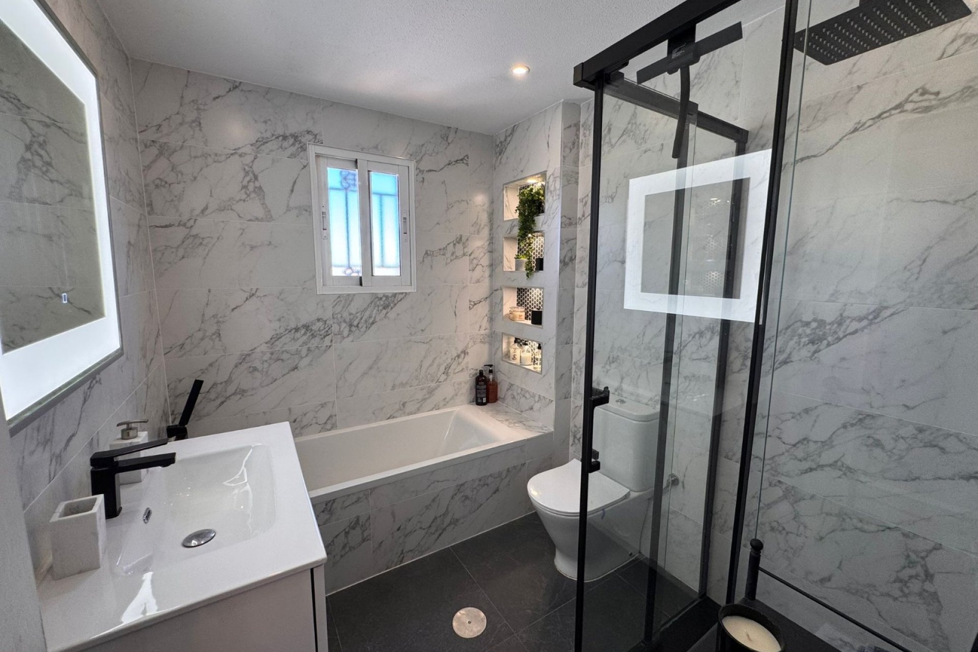 Resale - Townhouse - Campoamor