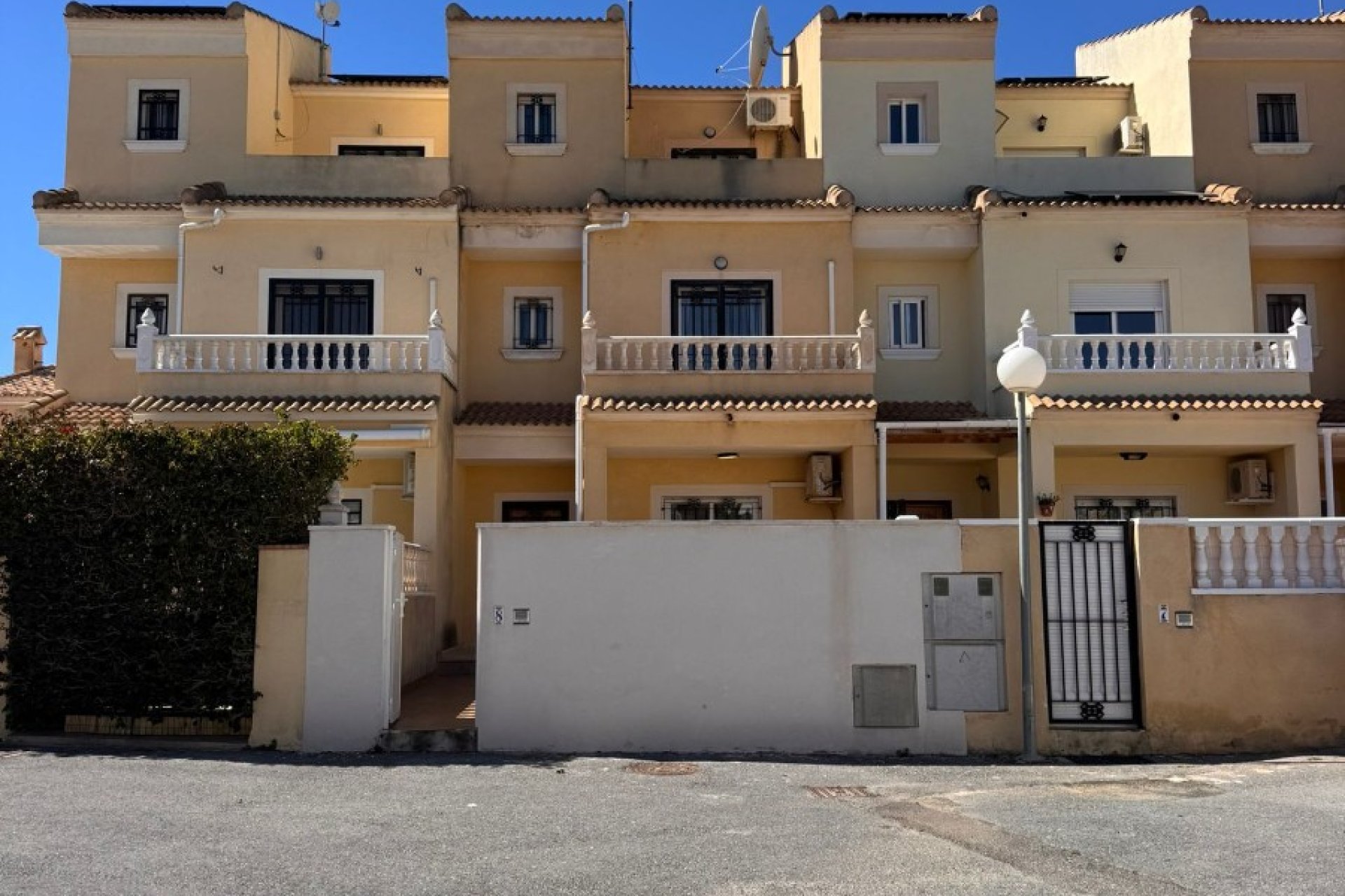 Resale - Townhouse - Campoamor