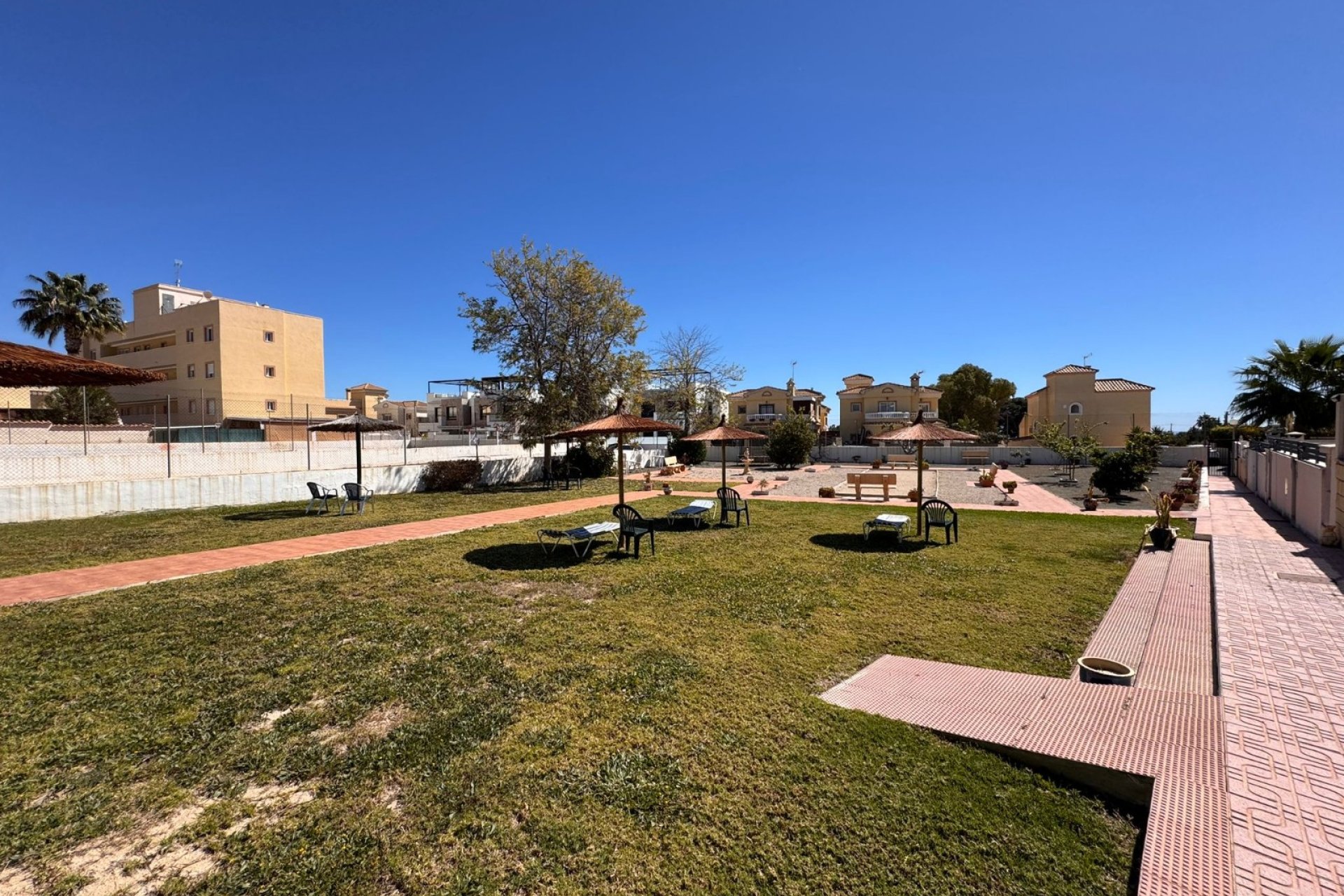 Resale - Townhouse - Campoamor