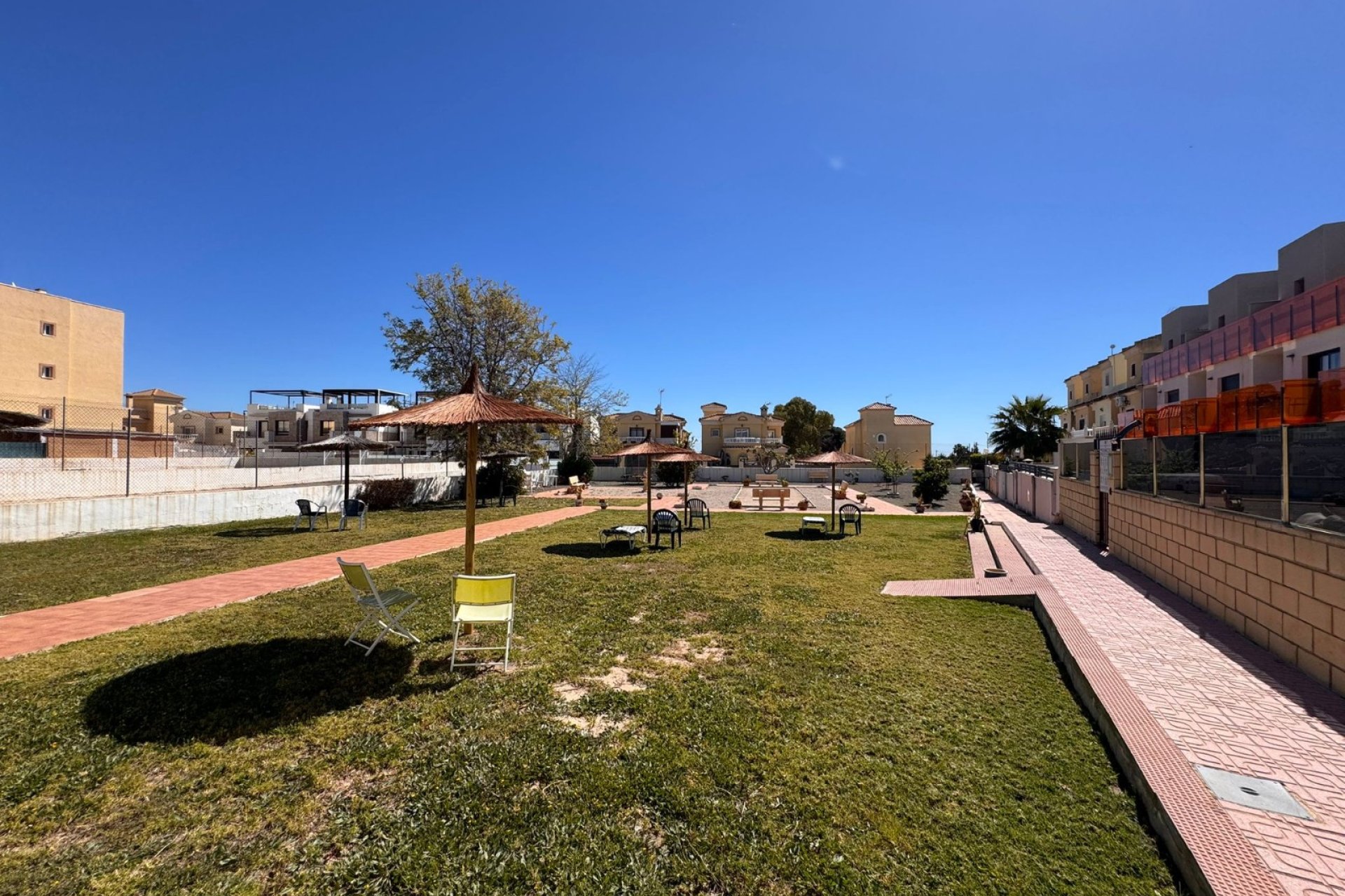 Resale - Townhouse - Campoamor